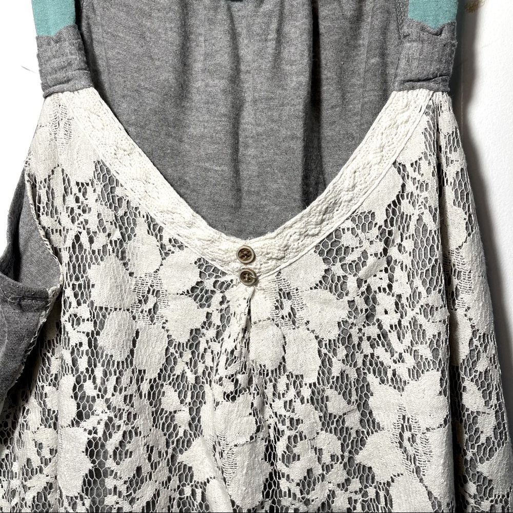 Lace Tank Top | Size Small